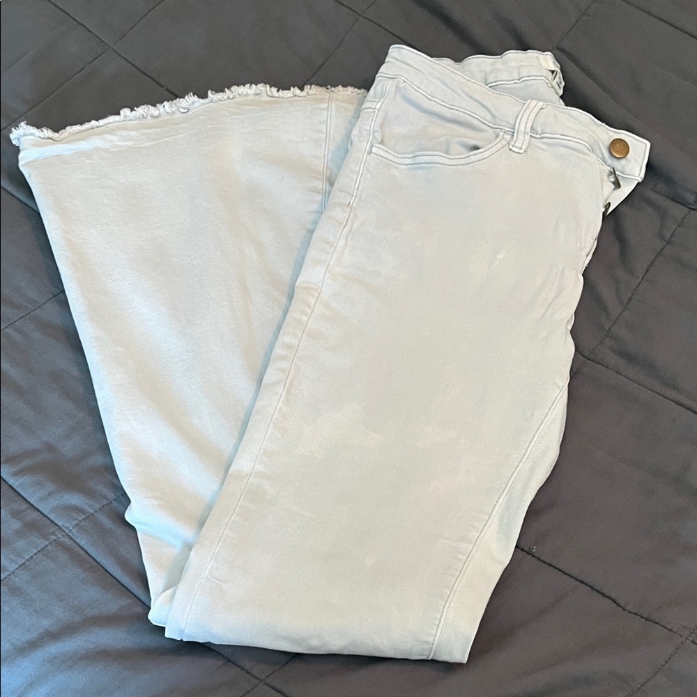 Easel Light Gray Bellbottoms